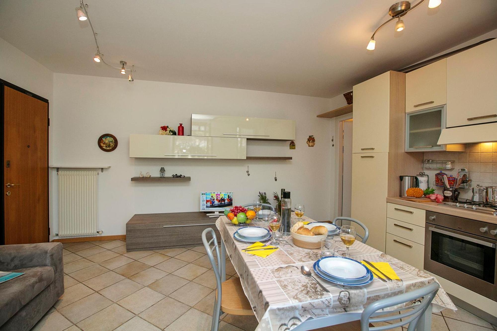 Appartamento Lara - Happy Rentals Riva del Garda Eksteriør billede